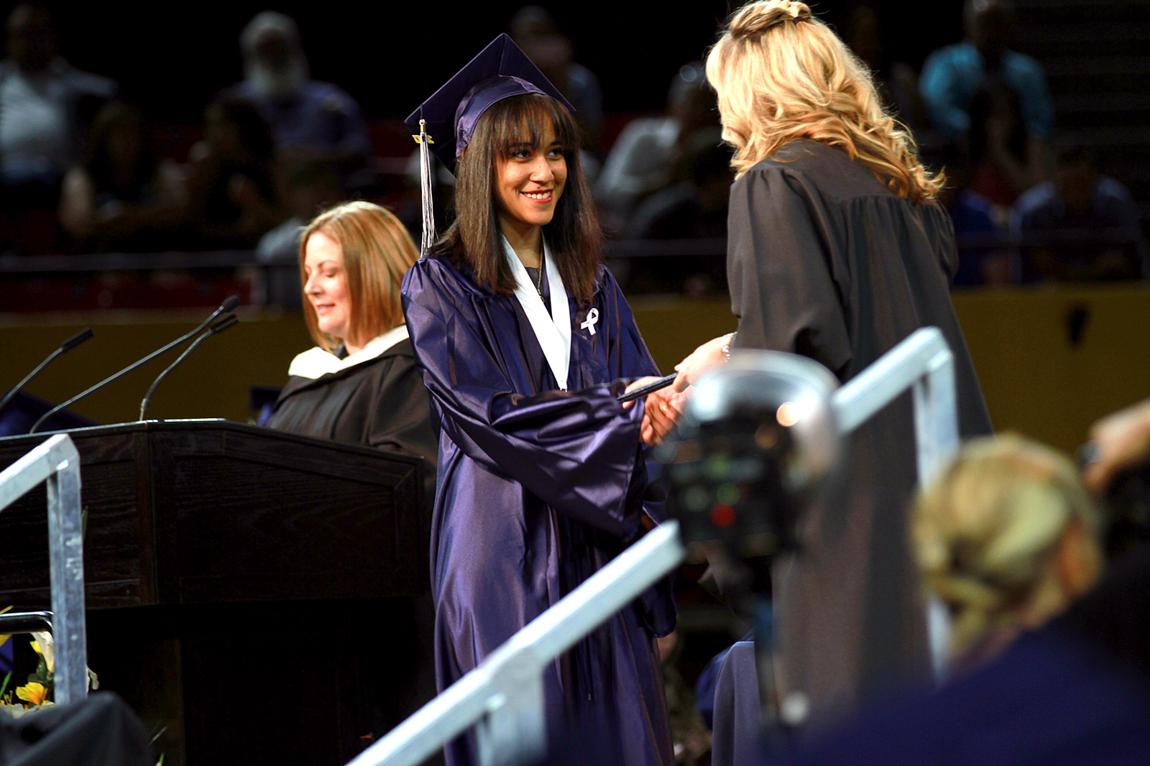 艾格利学区12.jpg 艾格利学区12.jpg