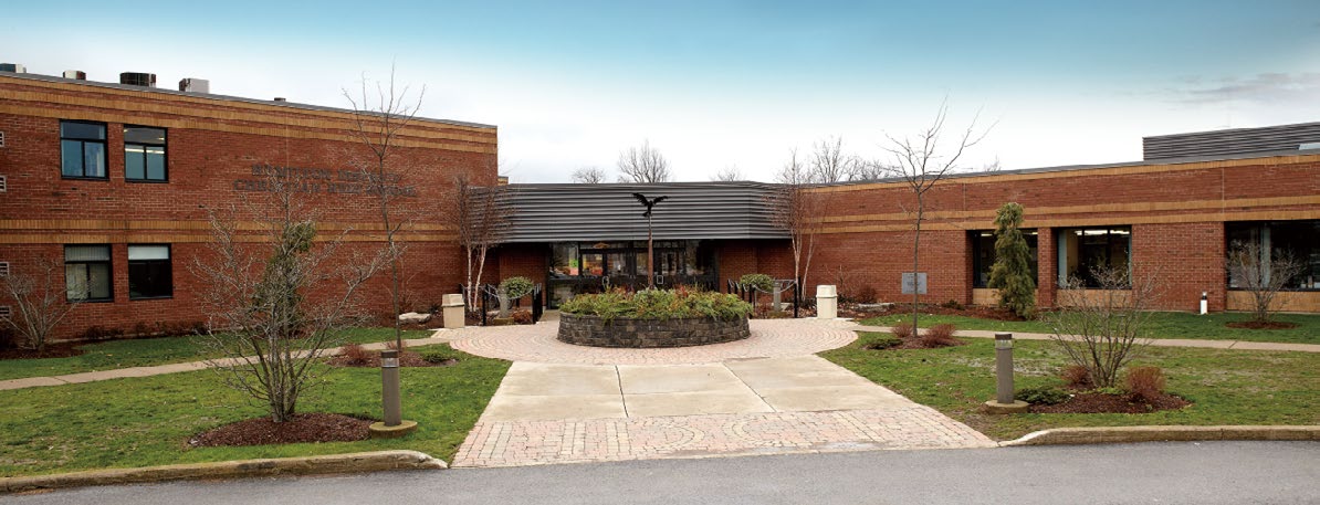 ON省-哈密尔顿基督高中 · Hamilton District Christian High 20210720 更新学费信息-0001.jpg