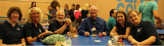 谢拉维斯塔学区布埃娜高中